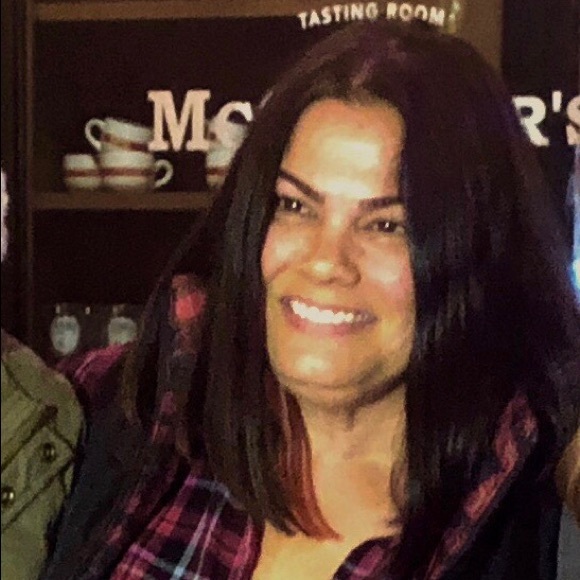 Meet your Posher, Toni - Picture 1 of 7